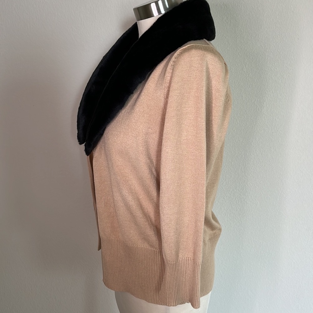 Apt. 9 Quarter Sleeve Fur Collar Cardigan (Size M) - Picture 5 of 9